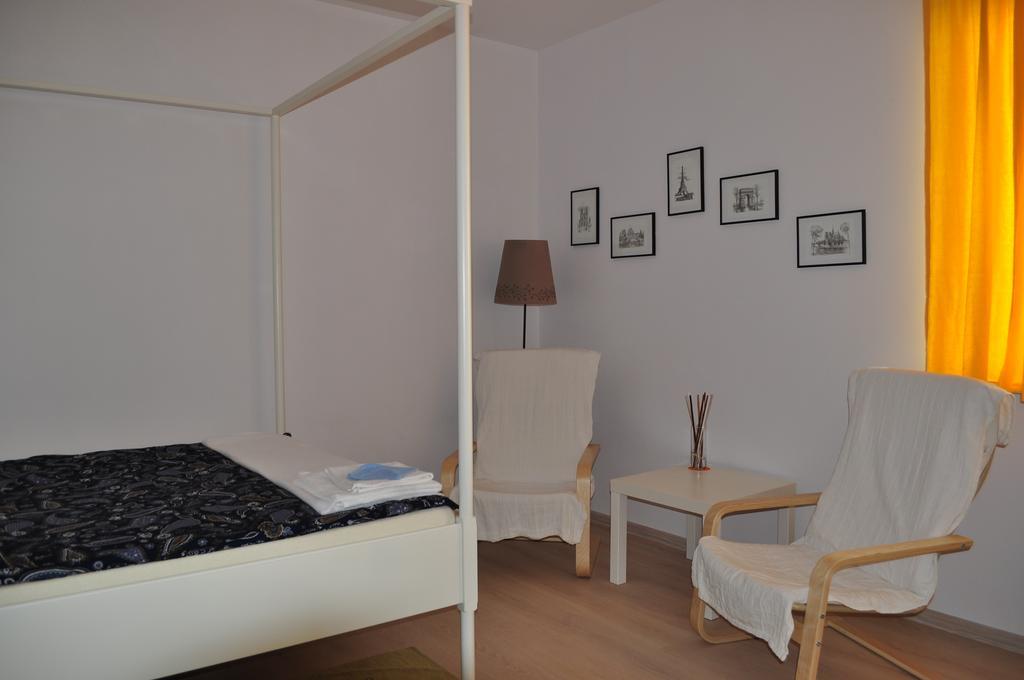 Apartament Scorpion Modlin Czosnów Exterior foto
